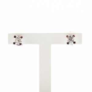 Pendientes de Oro Blanco en garras con Diamantes talla Brillante 0,10cts.