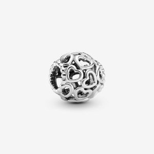 Charm Corazones Por Todas Part