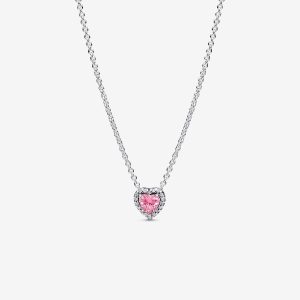Collar Corazón en Relieve