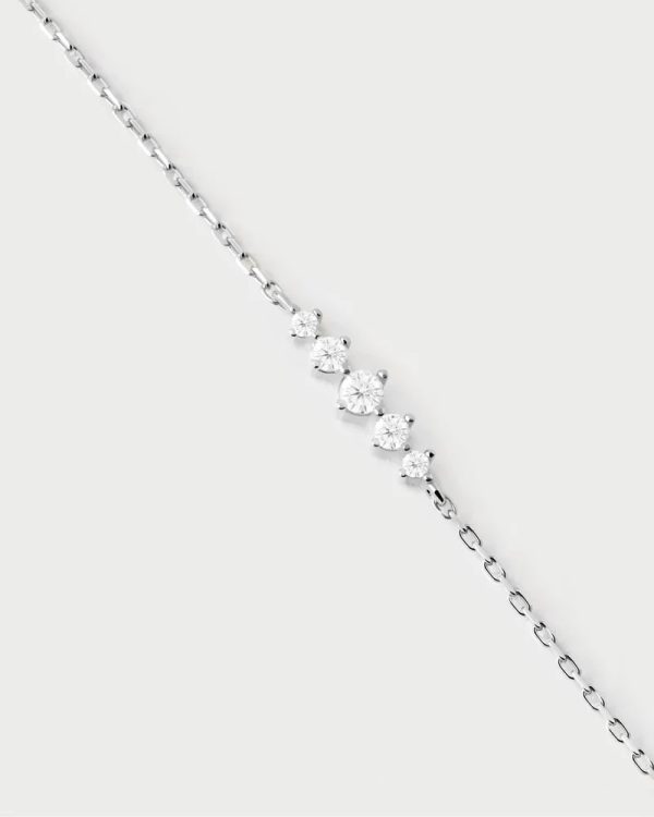 Pulsera elegante adornada